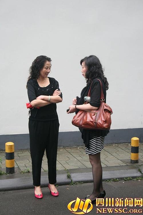 2025澳门天天开好彩大全开奖记录和高考结束集体找妈妈与高考后和老妈准备回家